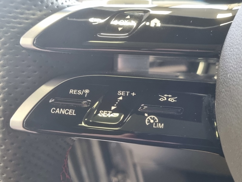 Image Mercedes-Benz GLA 250 e Hybrid EQ AMG Line  