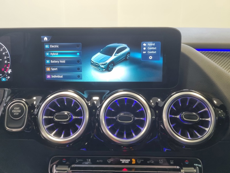 Image Mercedes-Benz GLA 250 e Hybrid EQ AMG Line  