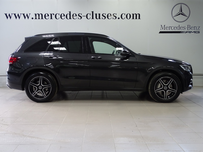 Image Mercedes-Benz GLC SUV GLC 300e 4MATIC SUV AMG Line  