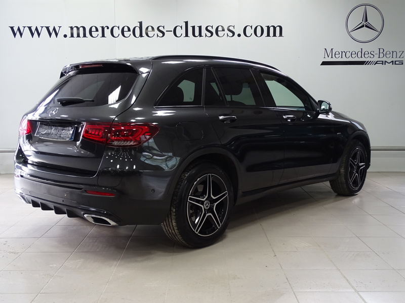 Image Mercedes-Benz GLC SUV GLC 300e 4MATIC SUV AMG Line  