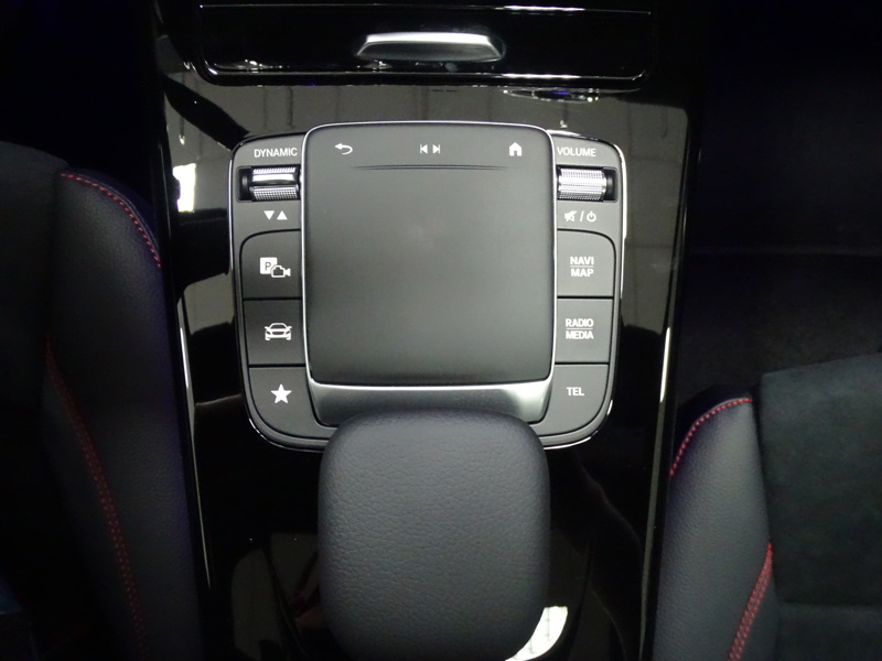 Image Mercedes-Benz CLASSE A 250 e AMG Line  1.3 218 ch DCT8