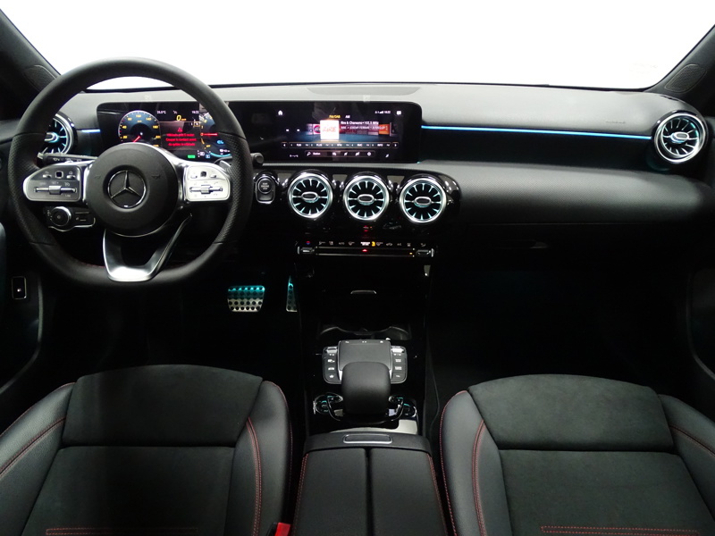 Image Mercedes-Benz CLASSE A 250 e AMG Line  1.3 218 ch DCT8