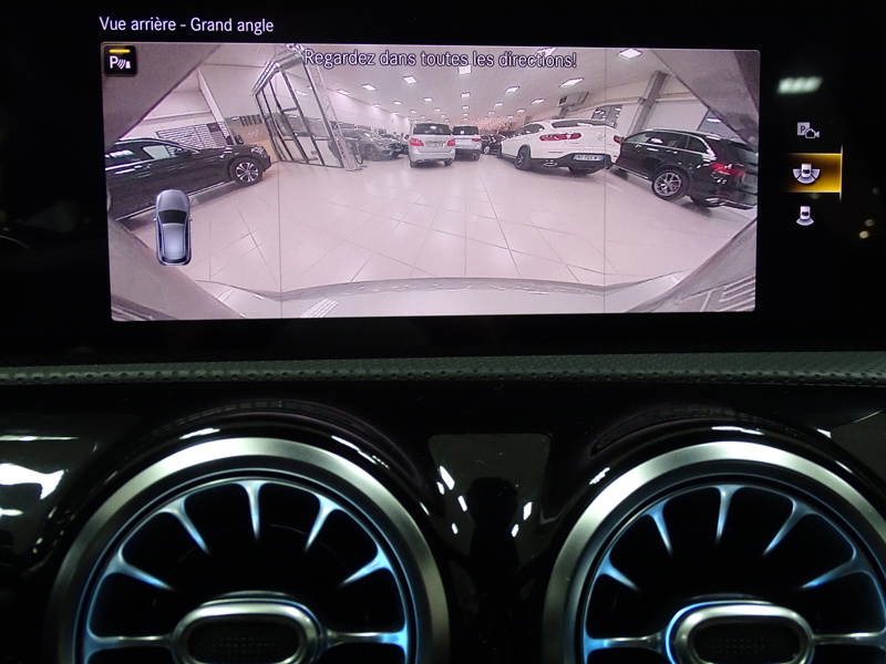 Image Mercedes-Benz CLASSE A 250 e AMG Line  1.3 218 ch DCT8