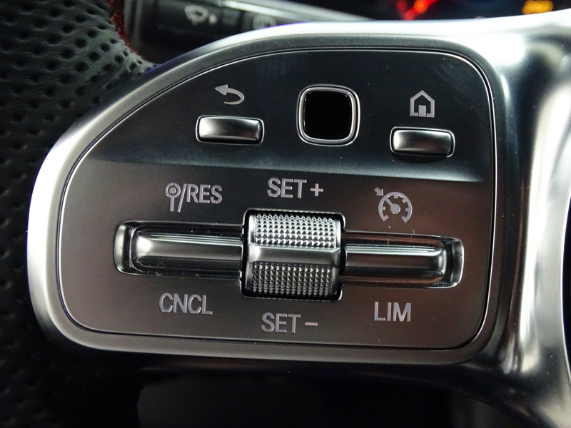 Image Mercedes-Benz CLASSE A 250 e AMG Line  1.3 218 ch DCT8