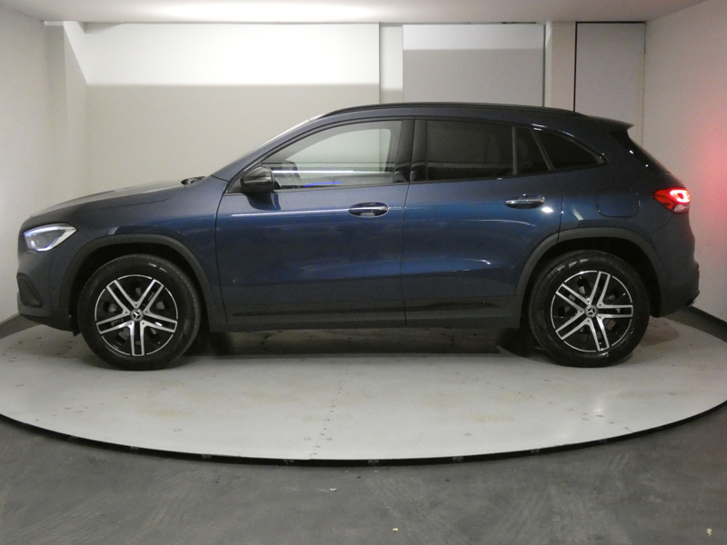 Image Mercedes-Benz GLA 200 Progressive Line  