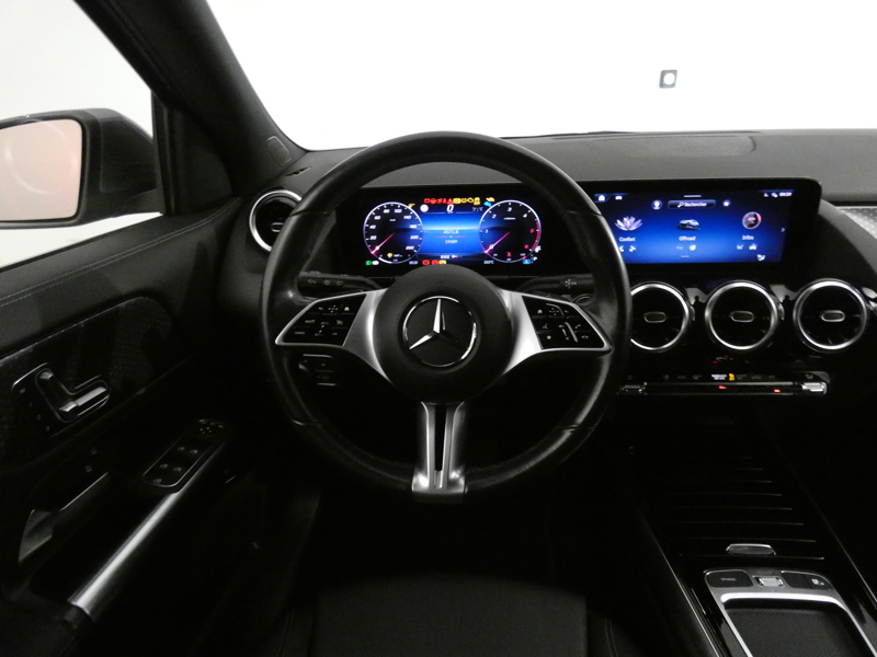 Image Mercedes-Benz GLA 200 d 4MATIC Progressive Line  