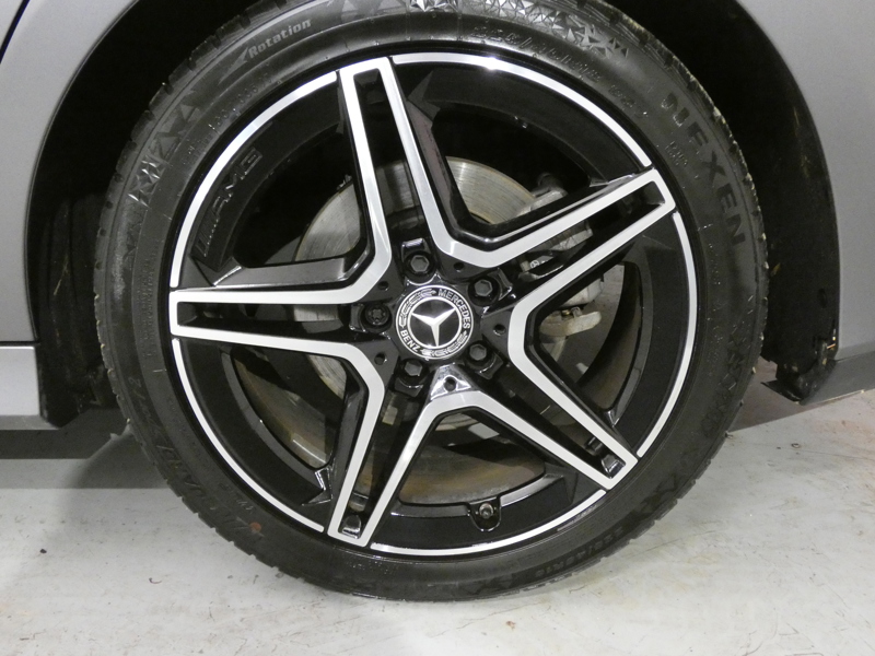 Image Mercedes-Benz CLA SHOOTING BRAKE CLA 200 Shooting Brake AMG Line  