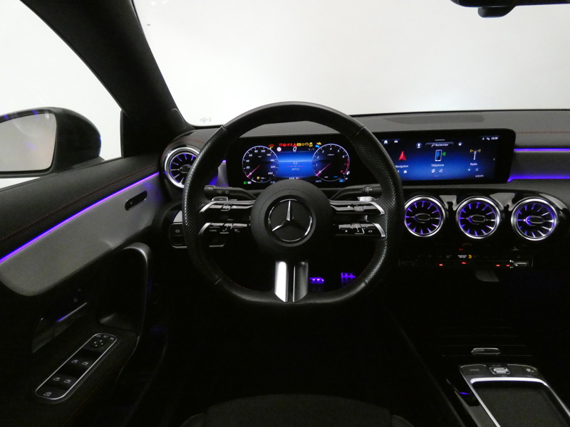 Image Mercedes-Benz CLA SHOOTING BRAKE CLA 200 Shooting Brake AMG Line  