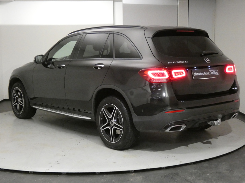 Image Mercedes-Benz GLC SUV GLC 300de 4MATIC SUV AMG Line  