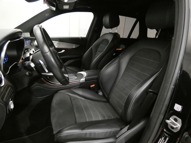 Image Mercedes-Benz GLC SUV GLC 300de 4MATIC SUV AMG Line  