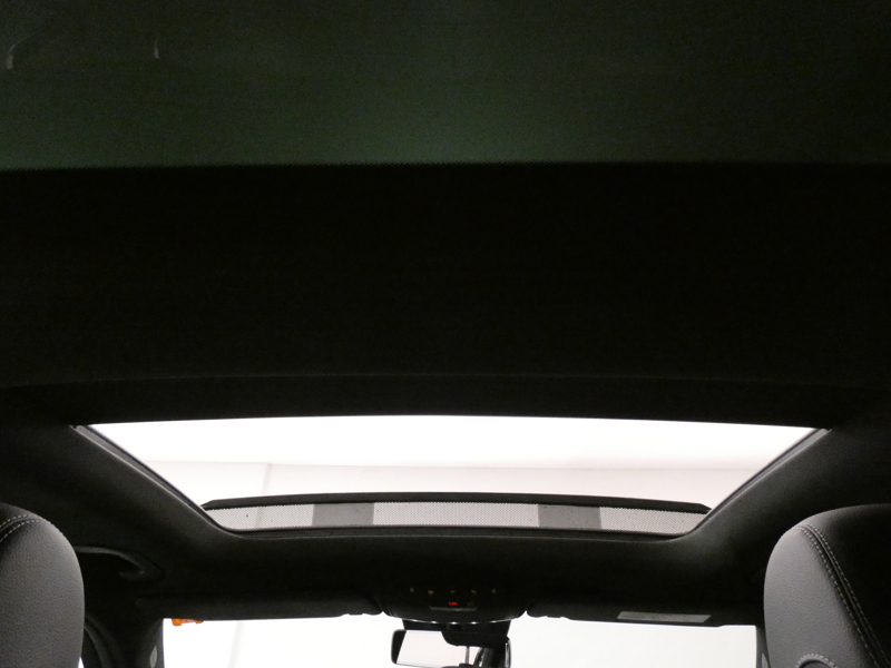 Image Mercedes-Benz GLC SUV GLC 300de 4MATIC SUV AMG Line  