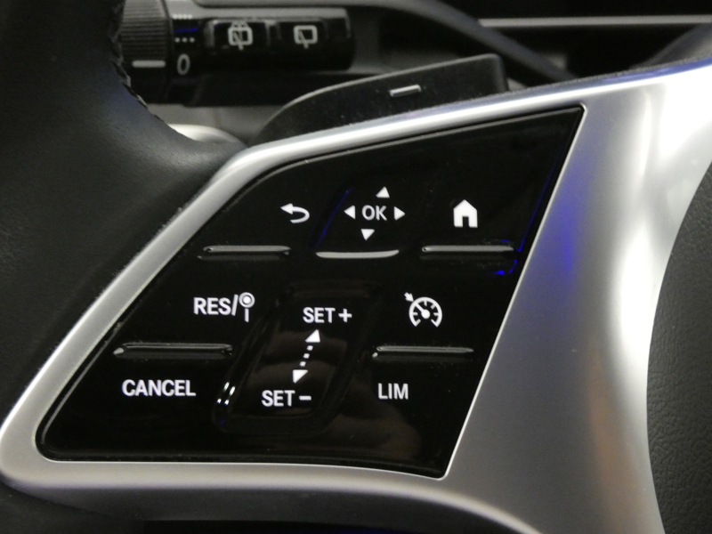 Image Mercedes-Benz GLC 300 e Hybrid EQ 4MATIC Avantgarde Line  