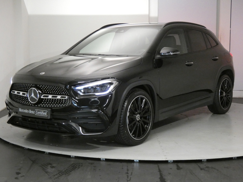 Photo Mercedes-Benz GLA 200 AMG Line  