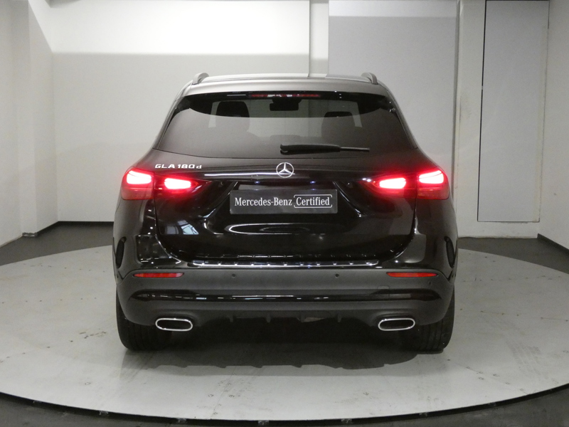Image Mercedes-Benz GLA 180 d AMG Line  