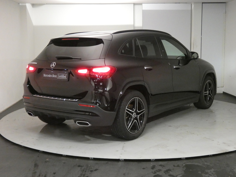 Image Mercedes-Benz GLA 180 d AMG Line  