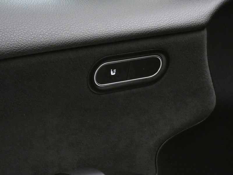 Image Mercedes-Benz CLASSE A 200 AMG Line  