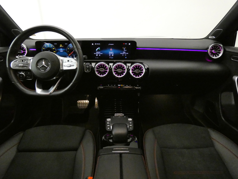 Image Mercedes-Benz CLASSE A 200 AMG Line  