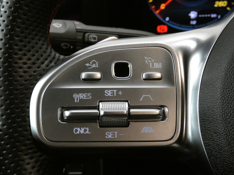 Image Mercedes-Benz CLASSE A 200 AMG Line  