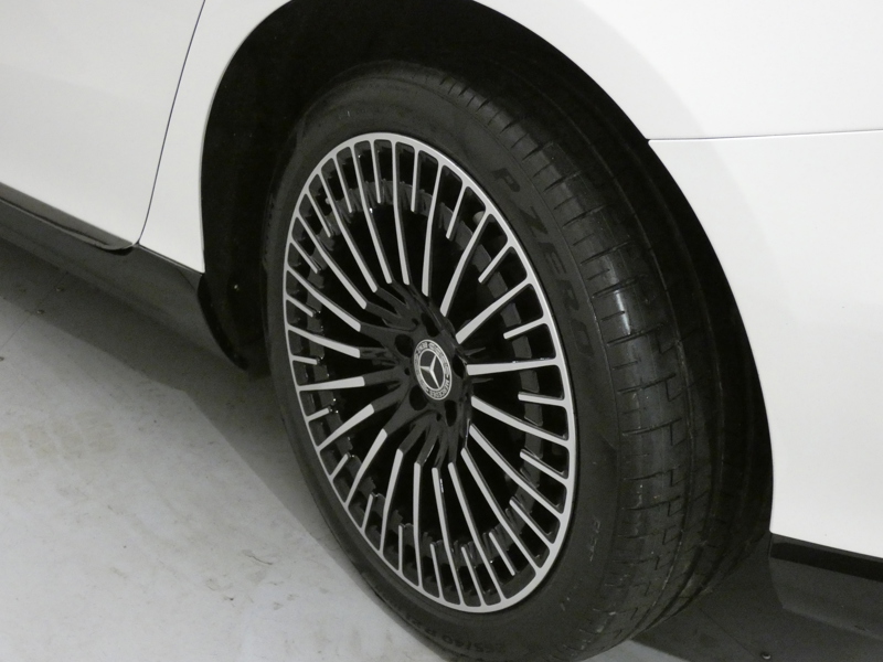 Image Mercedes-Benz EQS 4MAtic 580 AMG Line  523 ch 