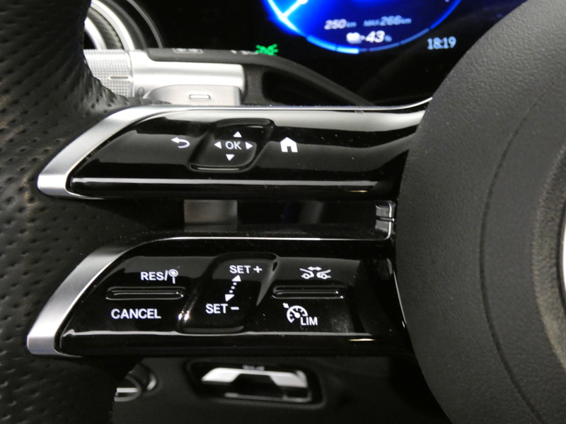 Image Mercedes-Benz EQS 4MAtic 580 AMG Line  523 ch 