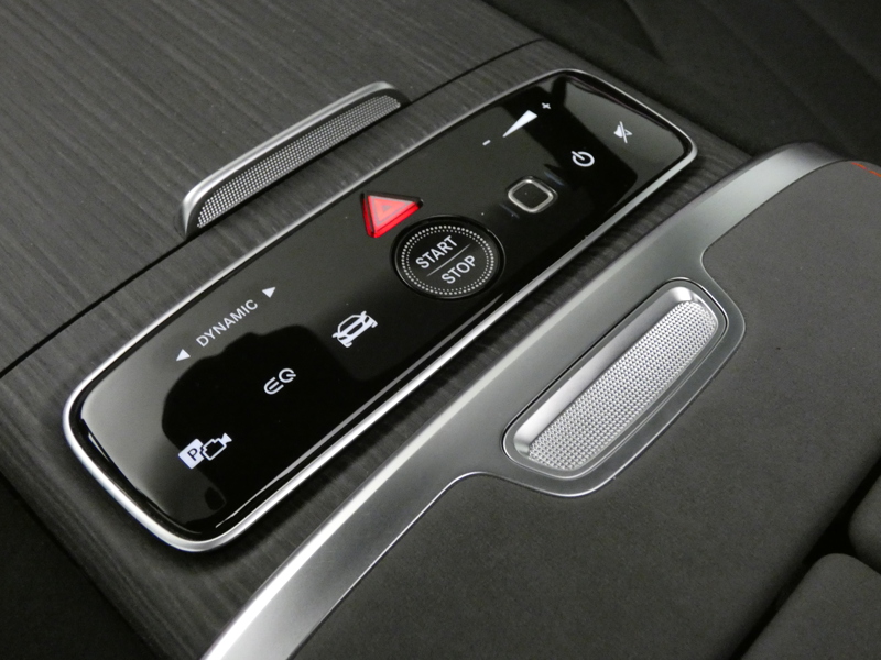 Image Mercedes-Benz EQS 4MAtic 580 AMG Line  523 ch 