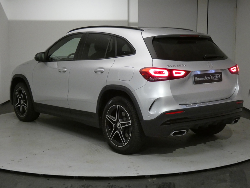 Image Mercedes-Benz GLA GLA 250 e   1.3 218 ch DCT8