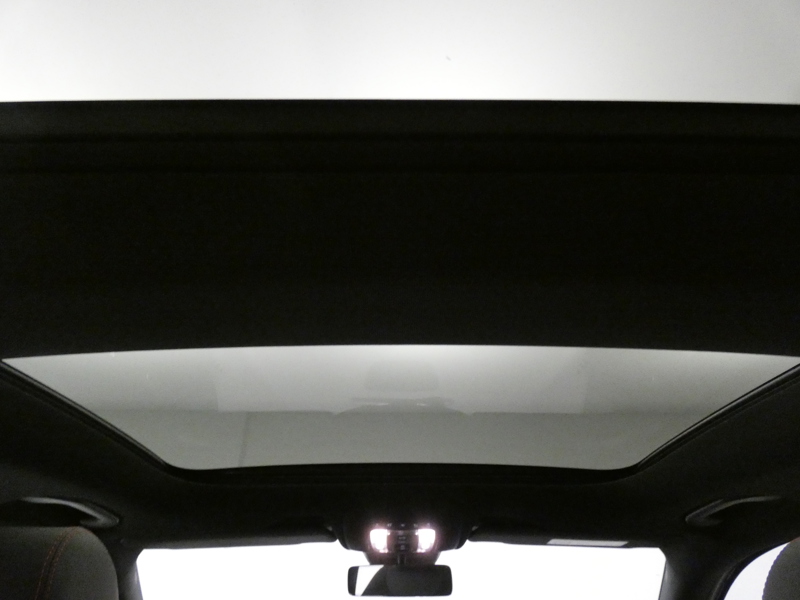 Image Mercedes-Benz GLA GLA 250 e   1.3 218 ch DCT8