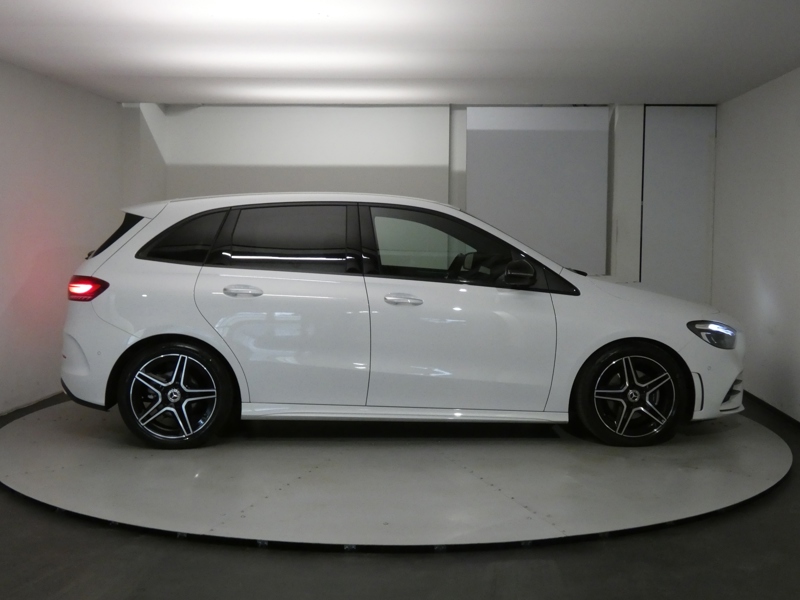 Image Mercedes-Benz CLASSE B 200 d AMG Line 