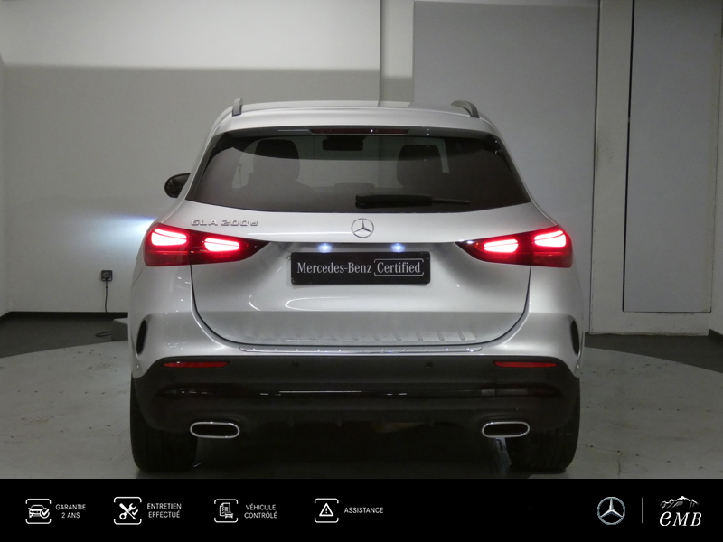 Image Mercedes-Benz GLA 200 d AMG Line AMG Line 