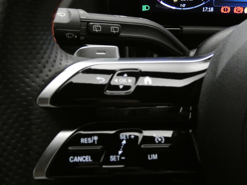 Image Mercedes-Benz GLA 200 d AMG Line AMG Line 