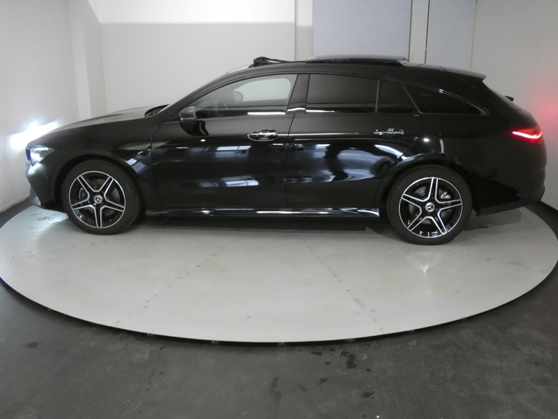 Image Mercedes-Benz CLA SHOOTING BRAKE CLA 250 e Shooting Brake AMG Line  