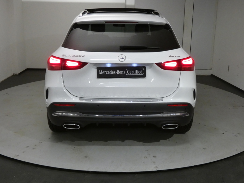 Image Mercedes-Benz GLA 220 d 4MATIC AMG Line  