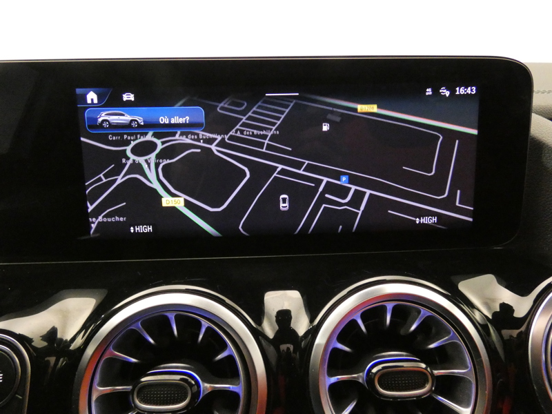 Image Mercedes-Benz GLA 220 d 4MATIC AMG Line  