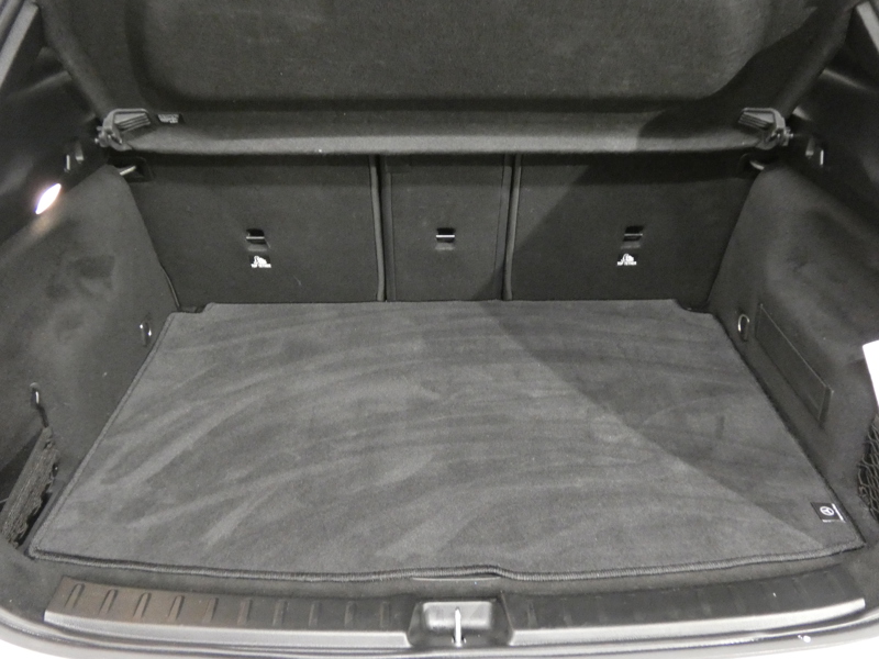 Image Mercedes-Benz GLA 220 d 4MATIC AMG Line  