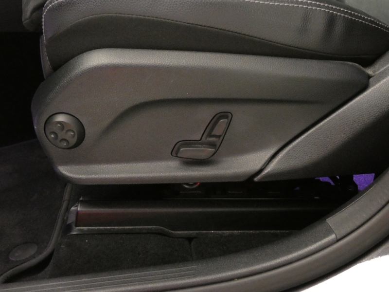 Image Mercedes-Benz GLC COUPÉ GLC 300de 4MATIC Coupé Business Line  