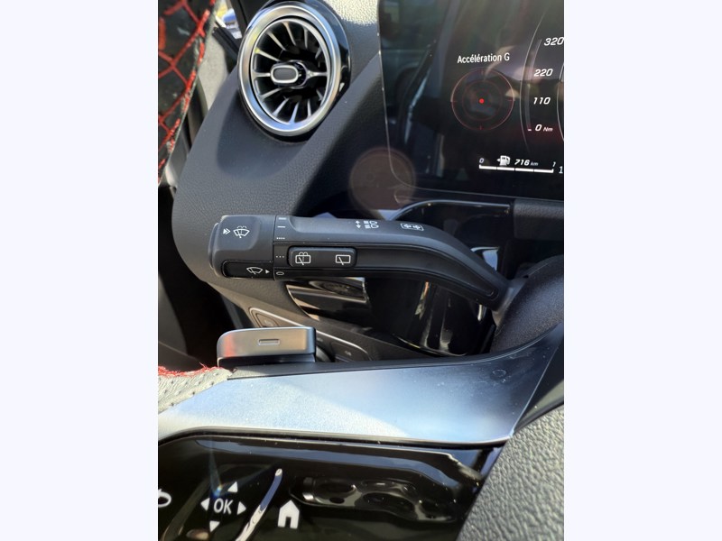 Image Mercedes-Benz GLA 200 d 4MATIC AMG Line  