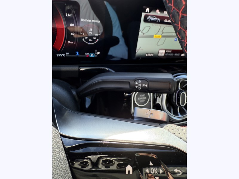 Image Mercedes-Benz GLA 200 d 4MATIC AMG Line  