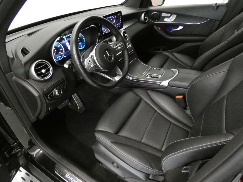 Image Mercedes-Benz GLC 300e 4MATIC SUV AMG Line  