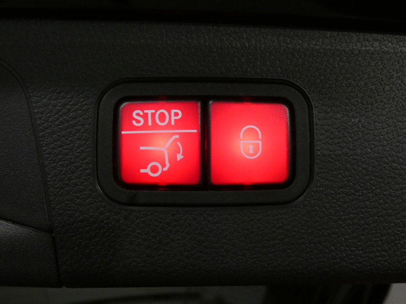 Image Mercedes-Benz GLC 300e 4MATIC SUV AMG Line  