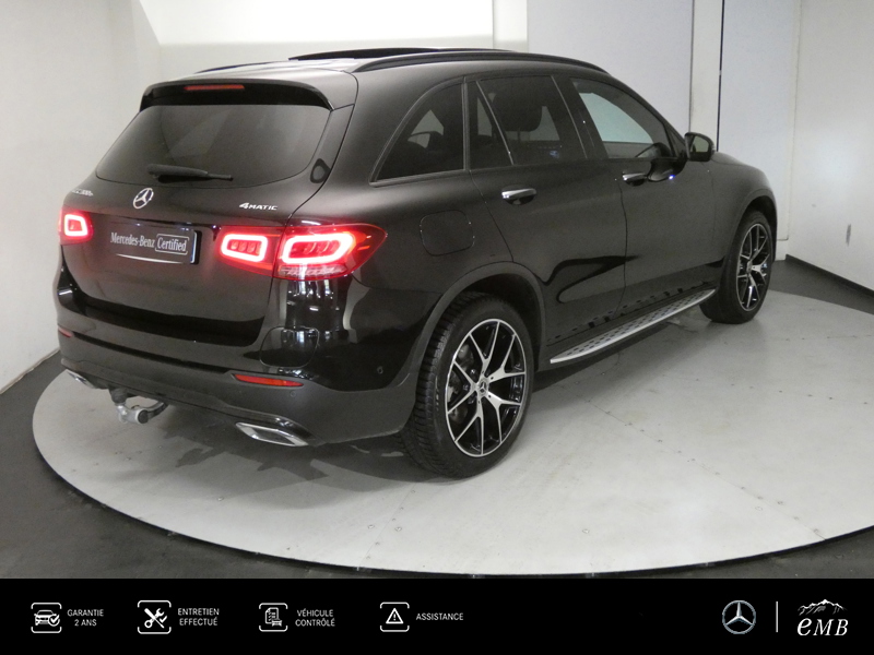 Image Mercedes-Benz GLC 300e 4MATIC SUV AMG Line  