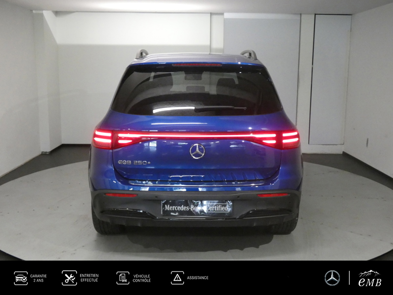 Image Mercedes-Benz EQB 250+ AMG Line  