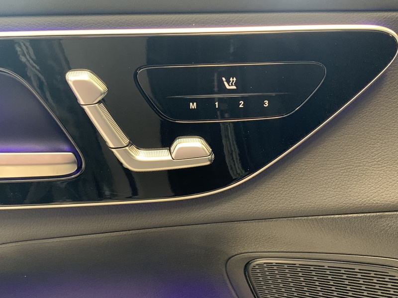 Image Mercedes-Benz GLC SUV 300 de Hybrid EQ 4MATIC AMG Line +  