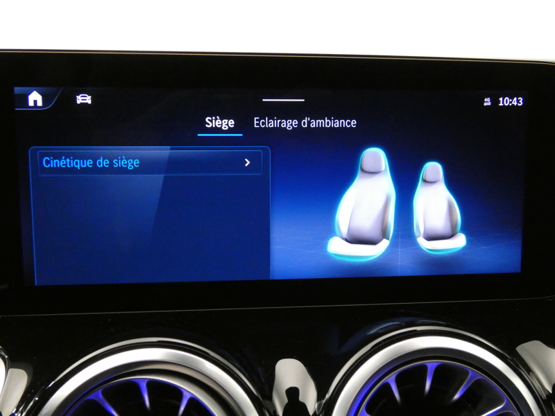 Image Mercedes-Benz GLB 200 d AMG Line  