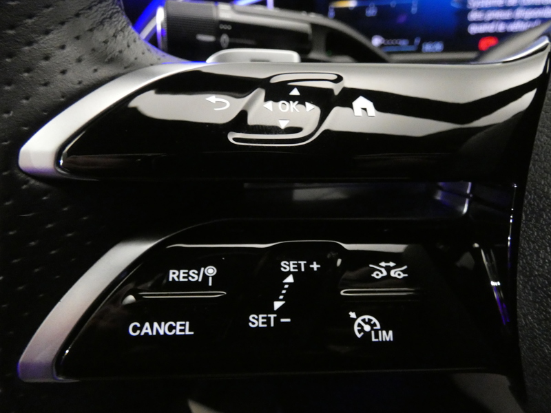 Image Mercedes-Benz CLASSE E BERLINE 300 de Hybrid EQ AMG Line  