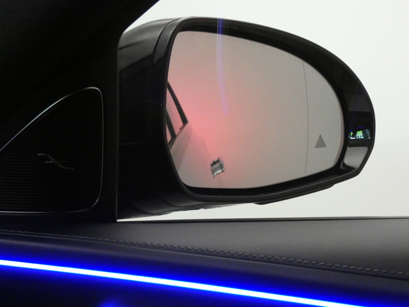 Image Mercedes-Benz CLASSE E BERLINE 300 de Hybrid EQ AMG Line  