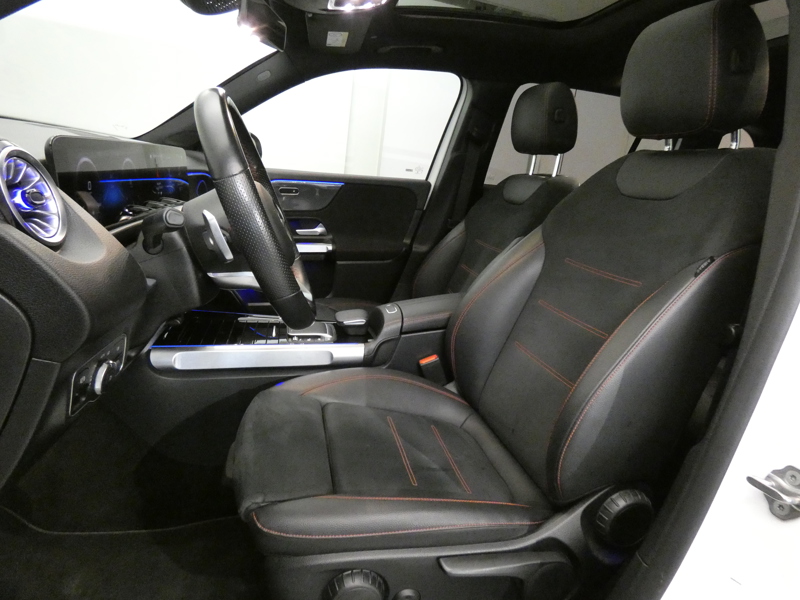 Image Mercedes-Benz GLB 200 d AMG Line  