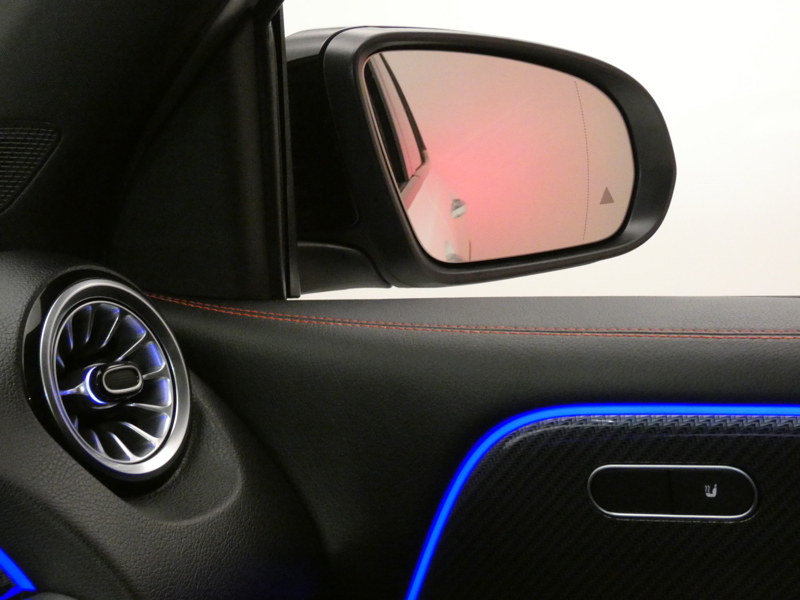 Image Mercedes-Benz GLB 200 d AMG Line  