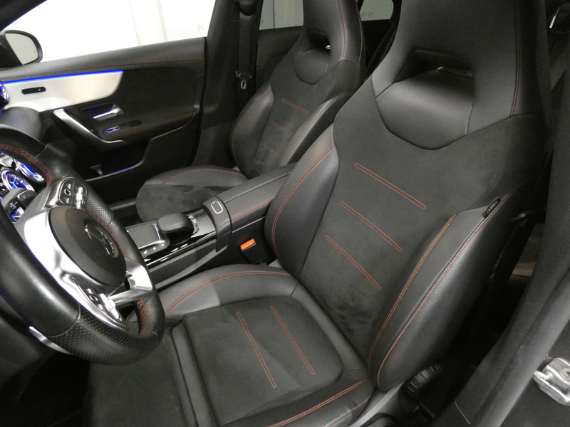 Image Mercedes-Benz CLA 220 d AMG Line 