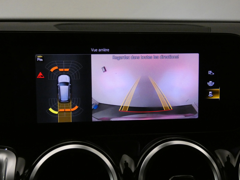 Image Mercedes-Benz GLB 200 d AMG Line  