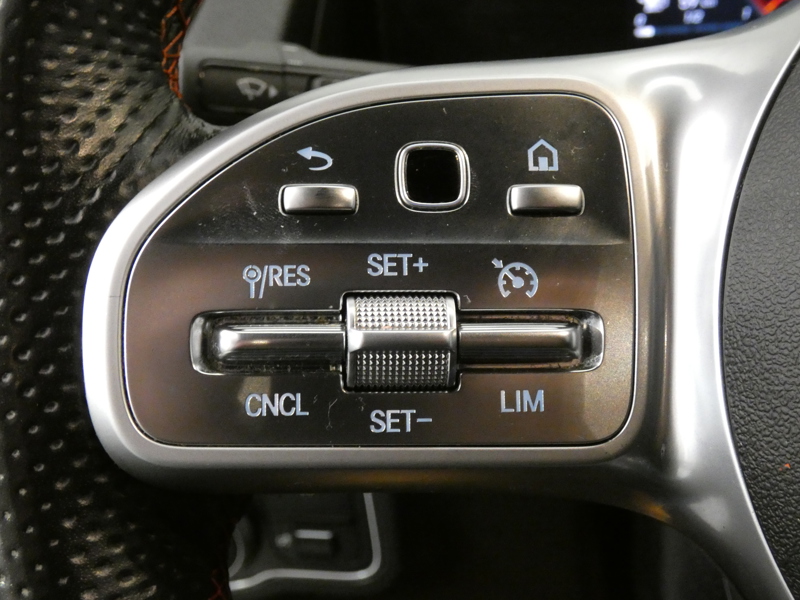 Image Mercedes-Benz GLB 200 d AMG Line  